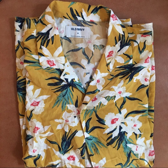 Old Navy, Hawaiian Floral Camp Collar Shirt, Golden Yellow, M - Picture 2 of 2